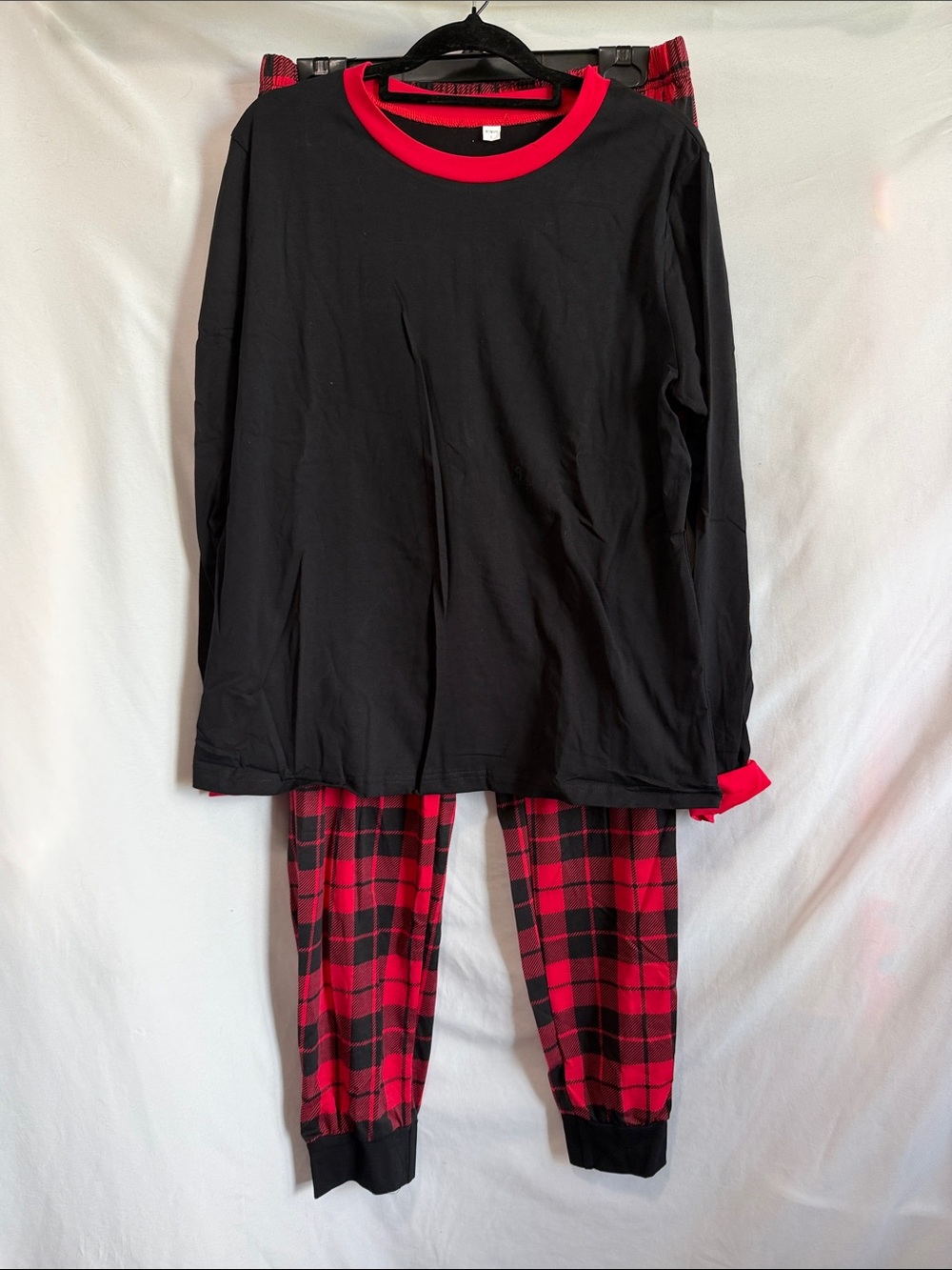 Women's Black Long-Sleeve Top & Red Plaid Jogger Pajama Set